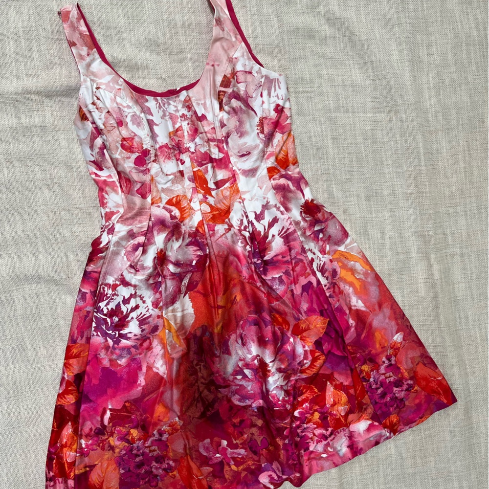Nine West Size 6 Floral Sleeveless Dress Preowned